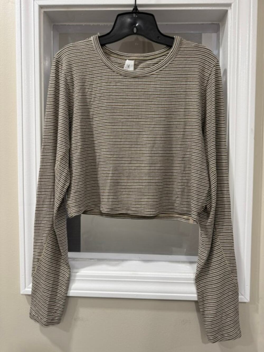 Lululemon Hold Tight Straight-Hem Cropped Long-Sleeve Shirt